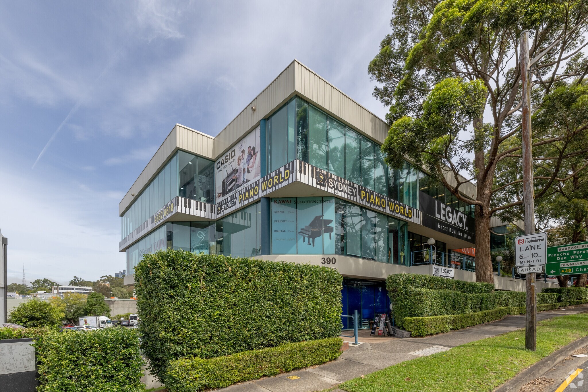 390 Eastern Valley Way, Roseville en alquiler Foto principal- Imagen 1 de 7