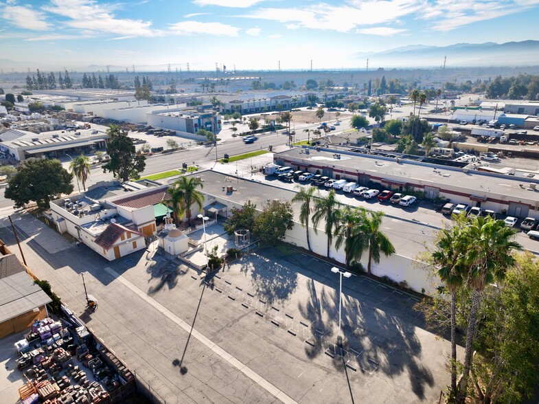 13526 Central Ave, Chino, CA en venta - Foto del edificio - Imagen 2 de 37