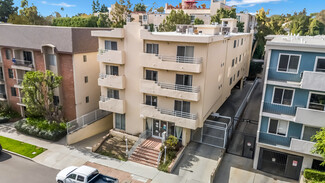 Más detalles para 423 Kelton Ave, Los Angeles, CA - Edificios residenciales en venta