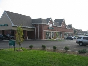 5170 Charlestown Rd, New Albany, IN en alquiler Foto del edificio- Imagen 2 de 7