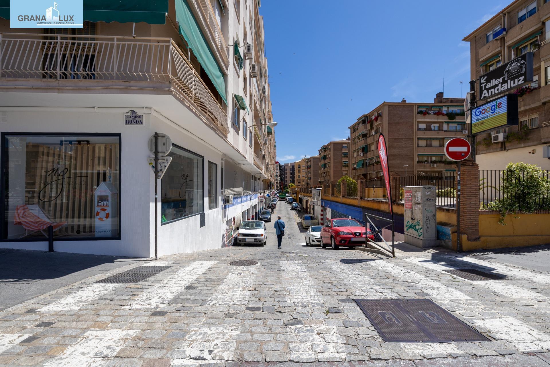 Calle Abderrahmán, 11, Granada, Granada en venta Foto del edificio- Imagen 1 de 33