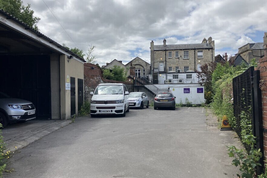 62 Fore St, Trowbridge en venta - Foto del edificio - Imagen 3 de 3