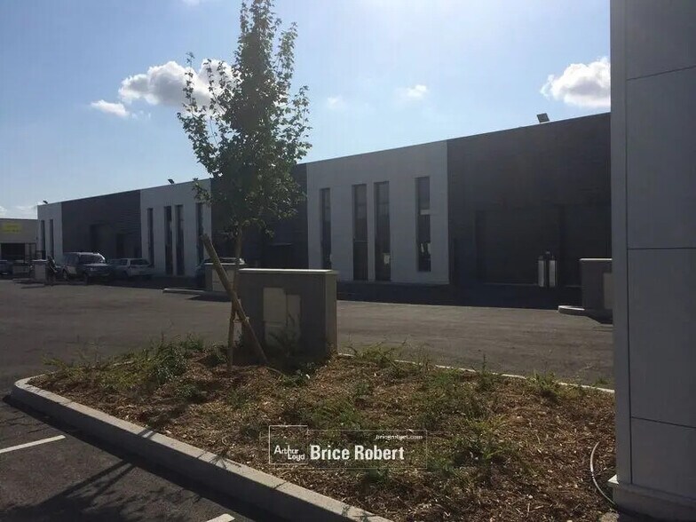 Flex en Chassieu en alquiler - Foto del edificio - Imagen 2 de 7