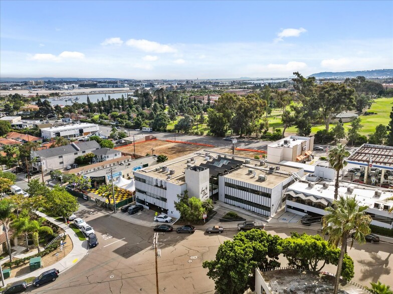 3065 Rosecrans Pl, San Diego, CA en alquiler - Foto del edificio - Imagen 3 de 26