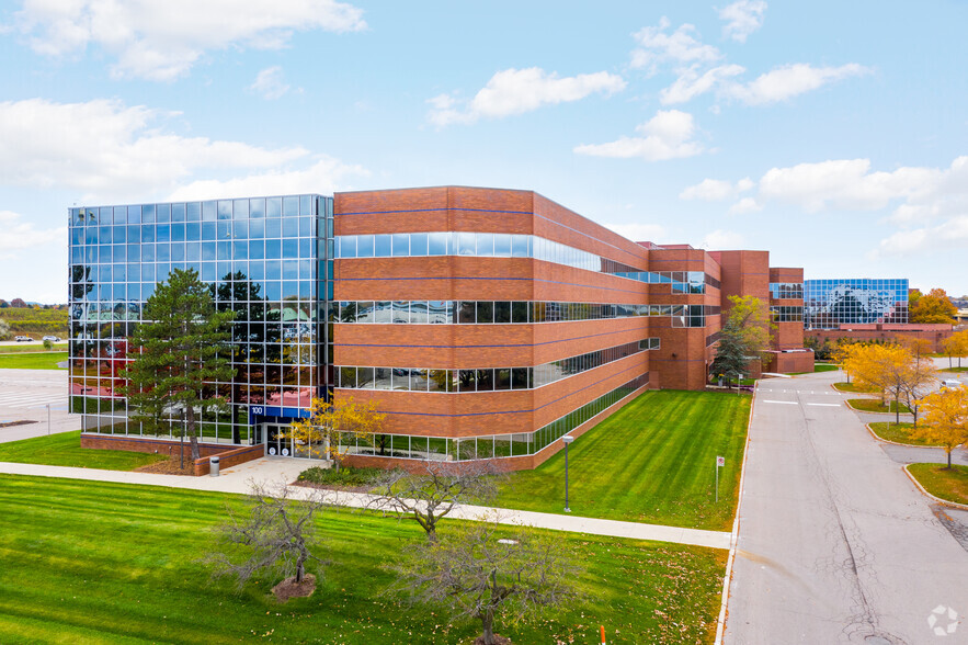 100 Galleria Officentre, Southfield, MI en venta - Foto del edificio - Imagen 1 de 9