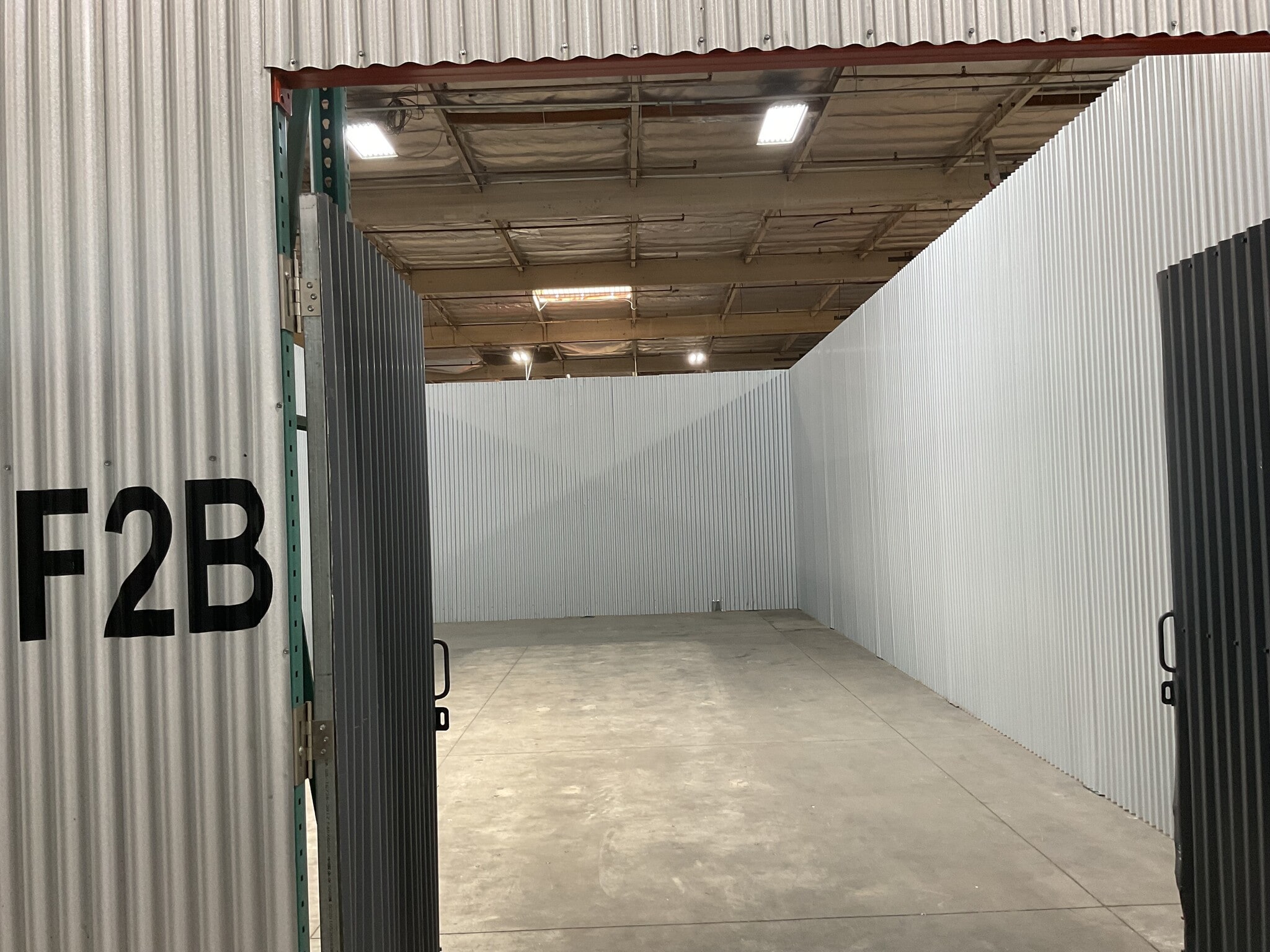 21350 Lassen St, Chatsworth, CA en alquiler Foto del interior- Imagen 1 de 5