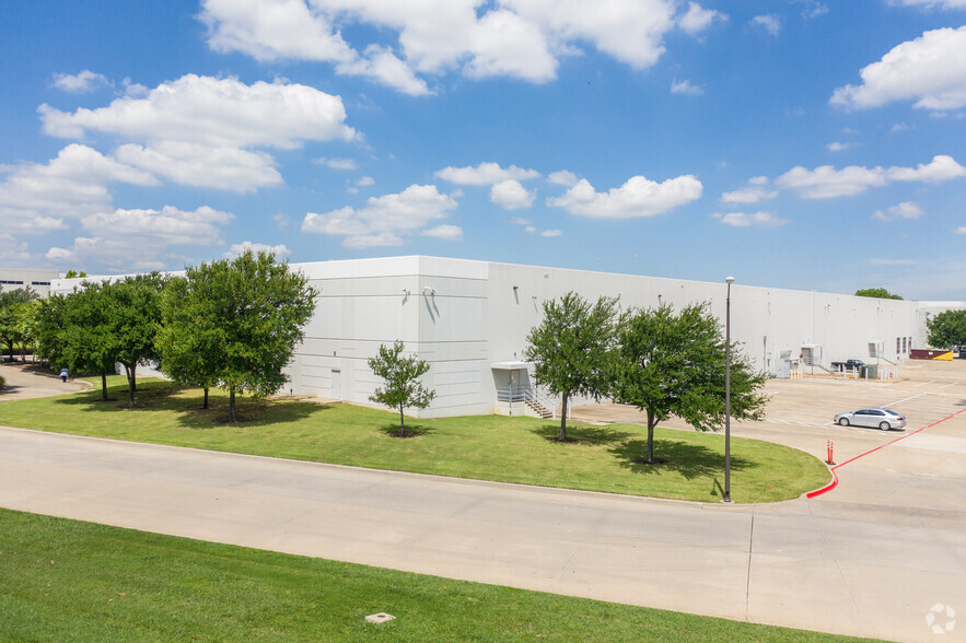 14951 Kingsport Rd, Fort Worth, TX en alquiler - Foto del edificio - Imagen 3 de 5