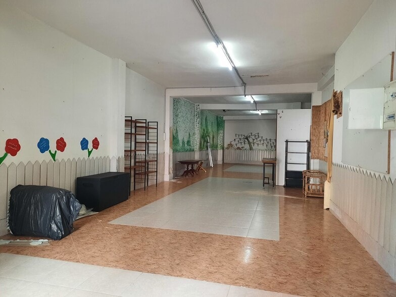 Local en Gijón, Asturias en venta - Foto del edificio - Imagen 3 de 20