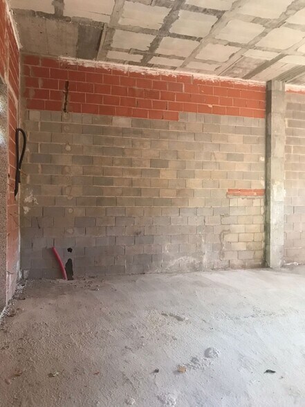 Local en Elda en venta - Foto de la construcción - Imagen 2 de 12