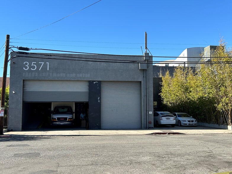 3571 Hayden Ave, Culver City, CA en alquiler - Foto del edificio - Imagen 1 de 16