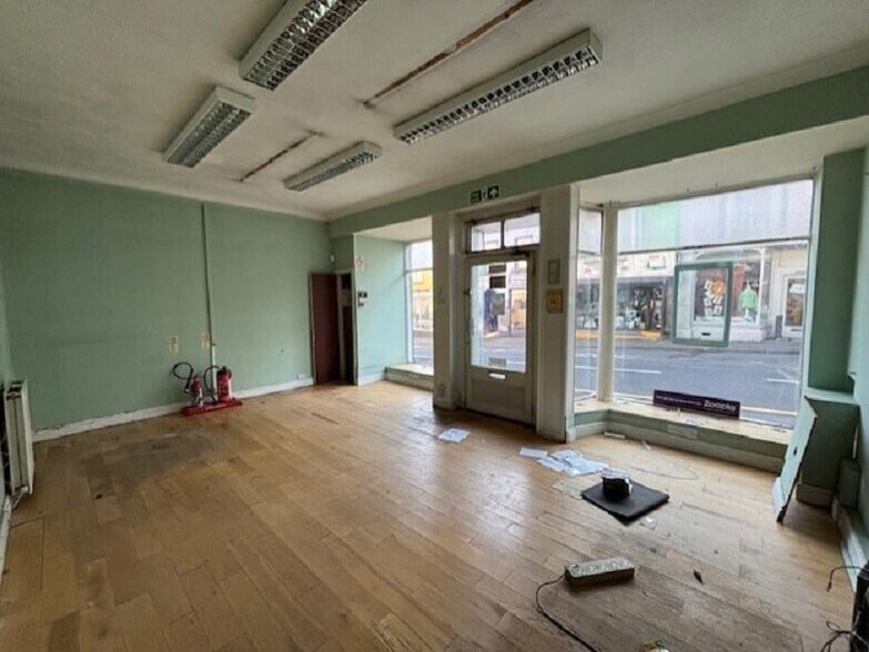 50 Rhosmaen St, Llandeilo en venta - Foto del interior - Imagen 3 de 14