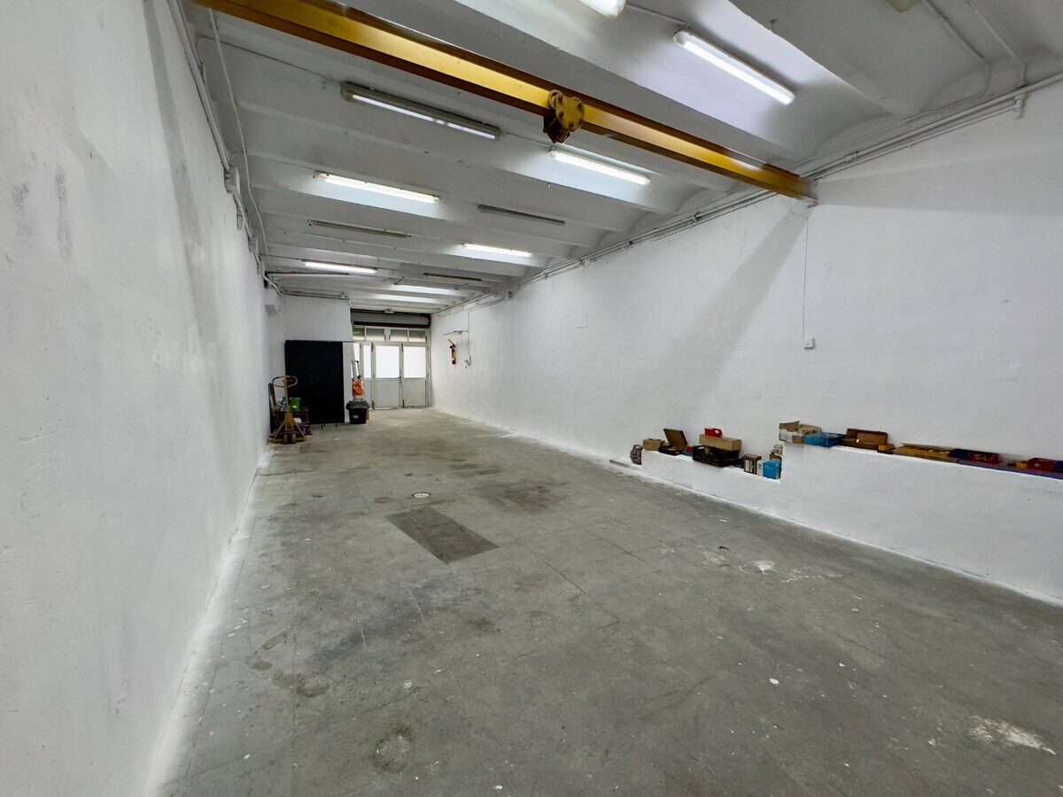 Sant Adrià de Besòs, BAR 08930 - Unidad Pt01 - - Foto del interior - Image 1 of 1