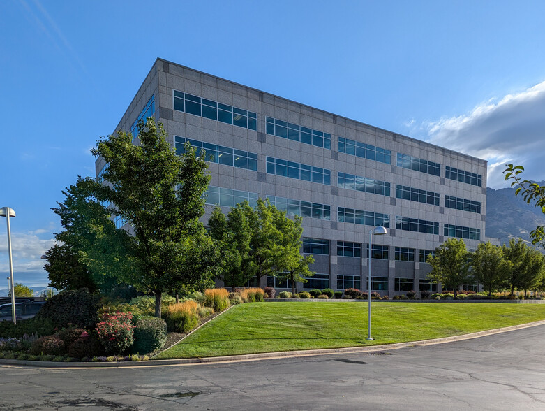 2825 E Cottonwood Pky, Salt Lake City, UT en alquiler - Foto del edificio - Imagen 1 de 16