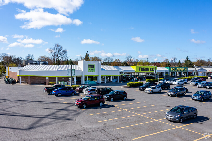 2150 Robertson Rd, Ottawa, ON en alquiler - Foto del edificio - Imagen 3 de 4