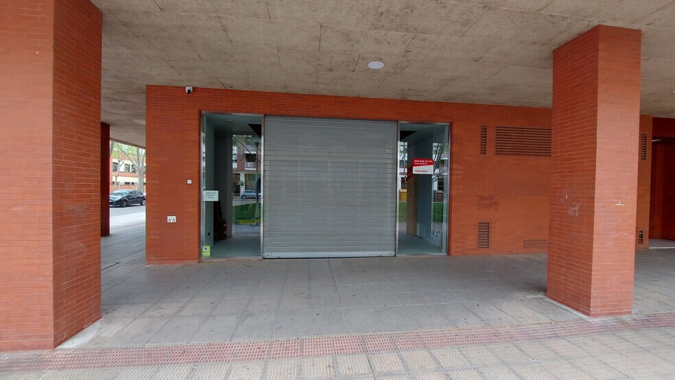 Edificio residencial en Logroño, La Rioja en venta - Foto del edificio - Imagen 3 de 3