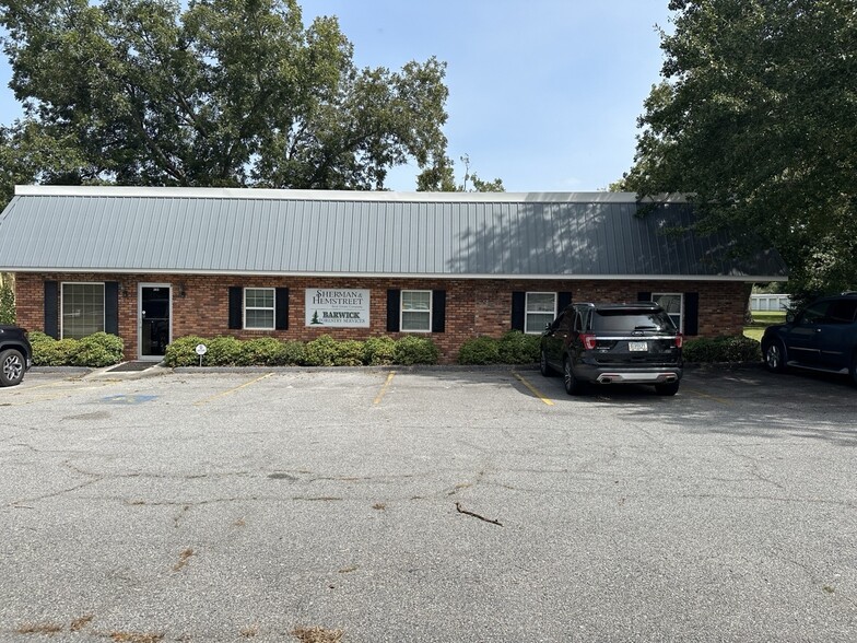 303 S Main St, Swainsboro, GA en venta - Foto del edificio - Imagen 1 de 11