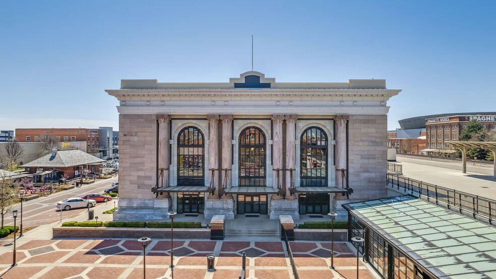 701 E Douglas Ave, Wichita, KS en alquiler - Foto del edificio - Imagen 1 de 14