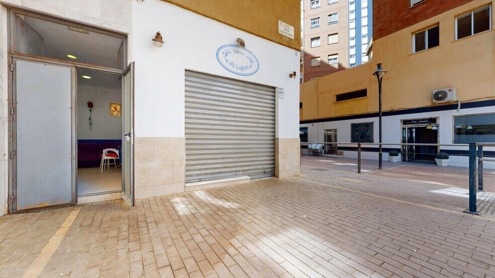 Calle Pintor Casilari Roldán, 2, Málaga, Málaga en venta - Foto del edificio - Imagen 3 de 36