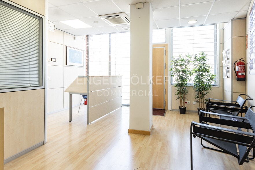 Edificio residencial en Barcelona, Barcelona en venta - Foto del interior - Imagen 1 de 5