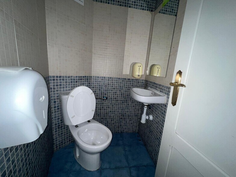 Local en Cáceres, Cáceres en venta - Foto del edificio - Imagen 3 de 12