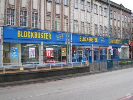 138 The Broadway, Surbiton en venta - Foto del edificio - Imagen 2 de 6