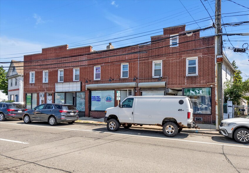 2178-2192 Jericho Tpke, New Hyde Park, NY en venta - Foto del edificio - Imagen 3 de 8