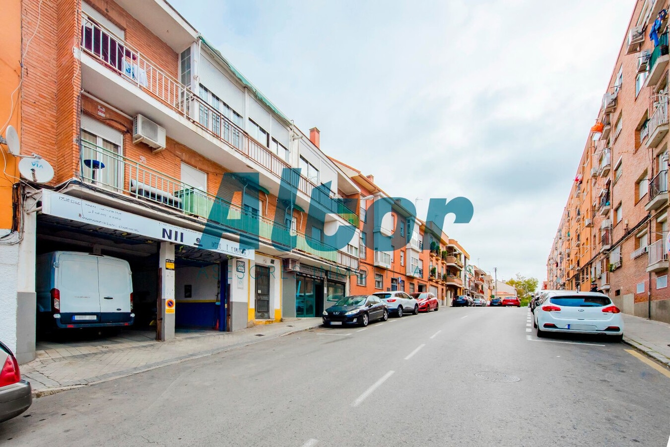 Madrid, MAD 28034 - - - Foto del interior - Image 1 of 26