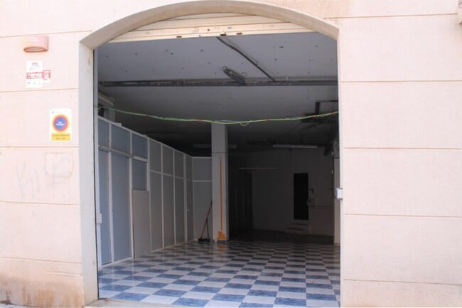 Más detalles de Carrer Múrcia, 126, Sant Pere de Ribes - Local en alquiler