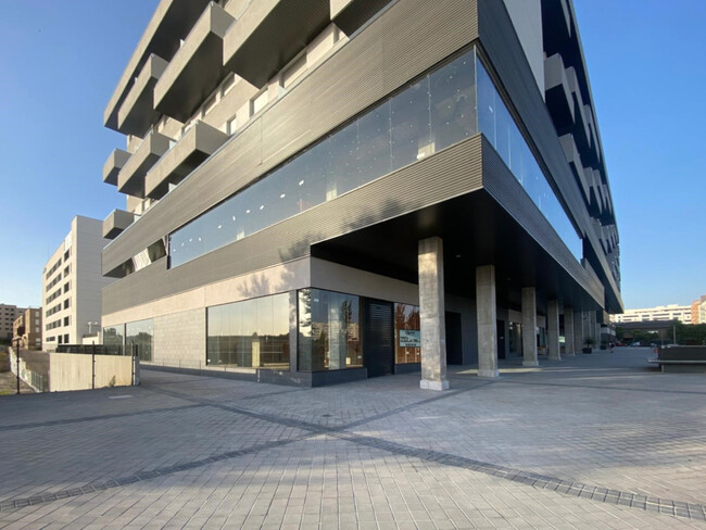 Más detalles de Calle José Hierro, 94, Rivas-Vaciamadrid - Local en alquiler