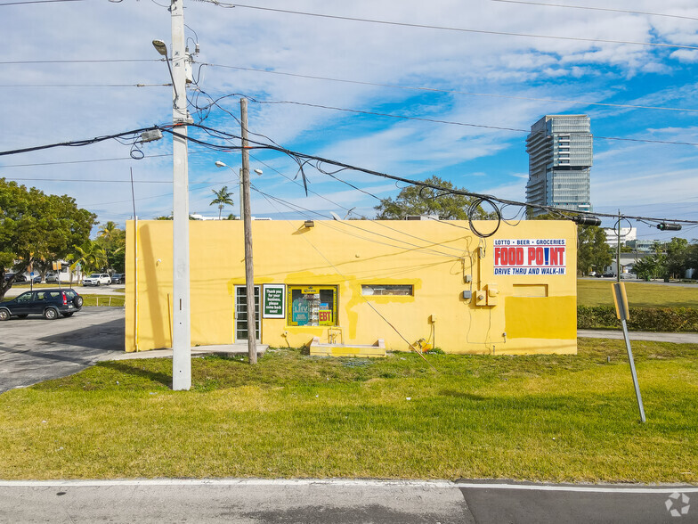 900 Old Federal Hwy, Hallandale, FL en venta - Foto del edificio - Imagen 3 de 9