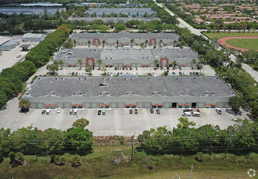 21113 Johnson St, Pembroke Pines, FL en alquiler - Vista aérea - Imagen 3 de 27