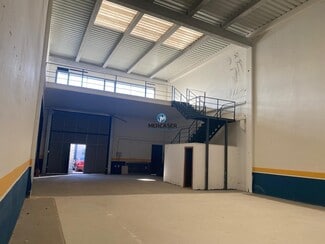 Más detalles de Calle Ferrocarril, 16, Meco - Nave en alquiler