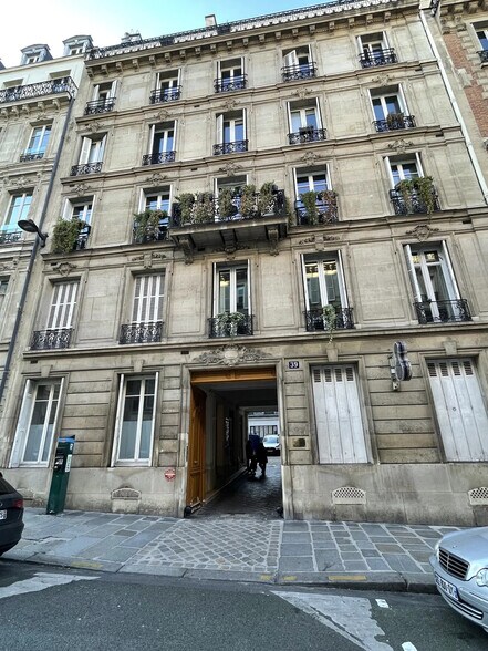 39 Rue De Liège, Paris en alquiler - Foto del edificio - Imagen 2 de 8