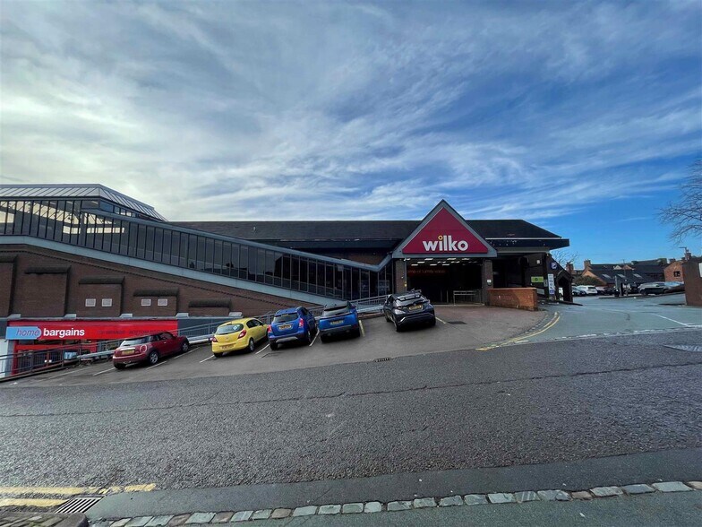 Brook St, Leek en alquiler - Foto del edificio - Imagen 3 de 9