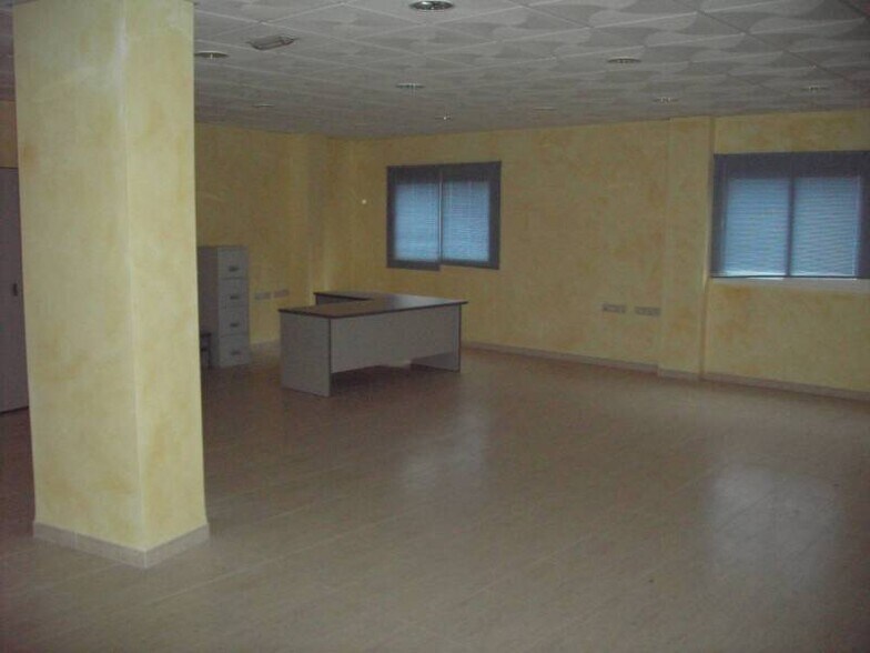 Oficina en Almería, Almería en alquiler - Foto del edificio - Imagen 2 de 5