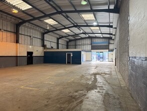 2-16 Houston Pl, Glasgow en alquiler Foto del interior- Imagen 1 de 3