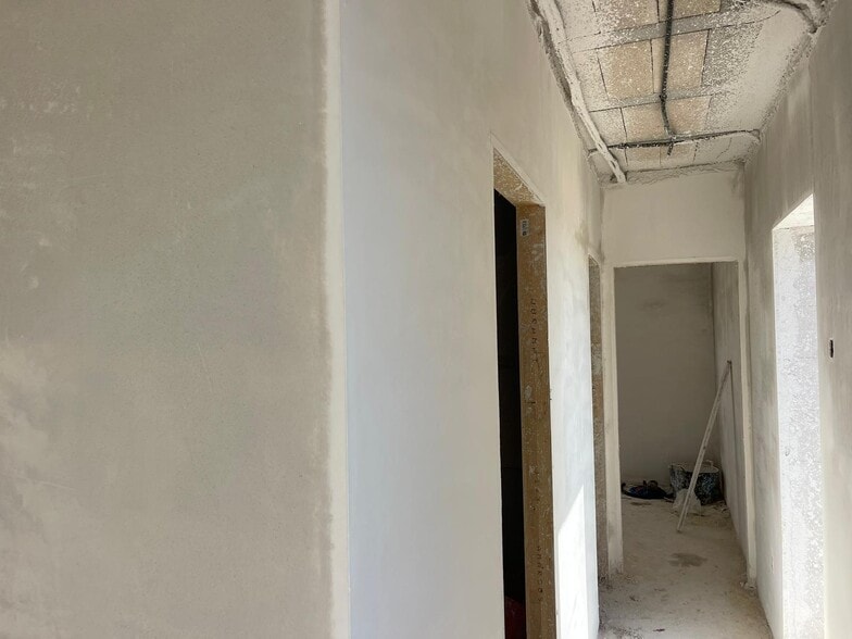 Terreno en en venta - Foto del interior - Imagen 3 de 14