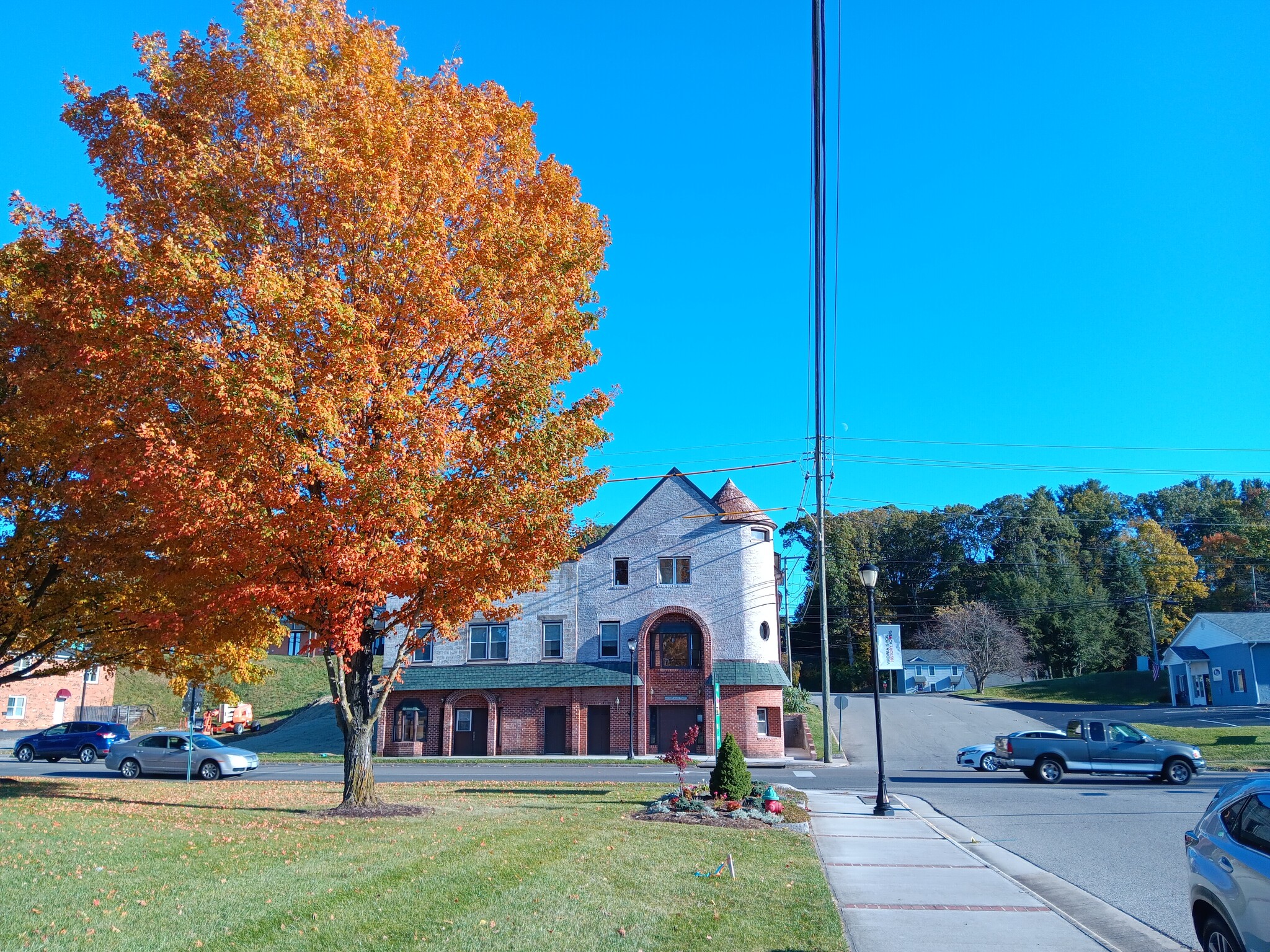 642 W Main St, Radford, VA en alquiler Foto del edificio- Imagen 1 de 17