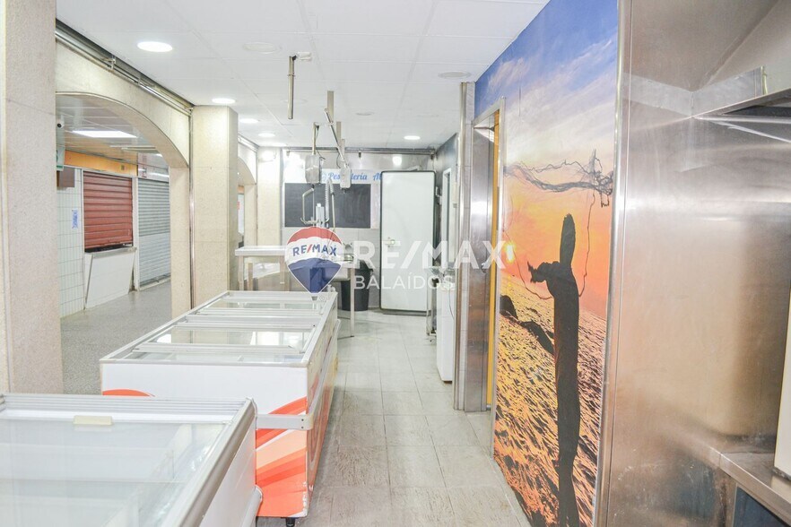 Local en Vigo, Pontevedra en venta - Foto del edificio - Imagen 2 de 42