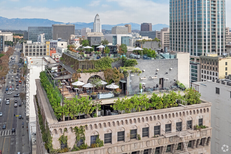 448 S Hill St, Los Angeles, CA en alquiler - Foto del edificio - Imagen 2 de 19