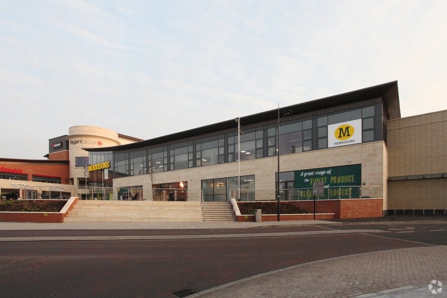 Regent Circ, Swindon en alquiler - Foto del edificio - Imagen 1 de 8