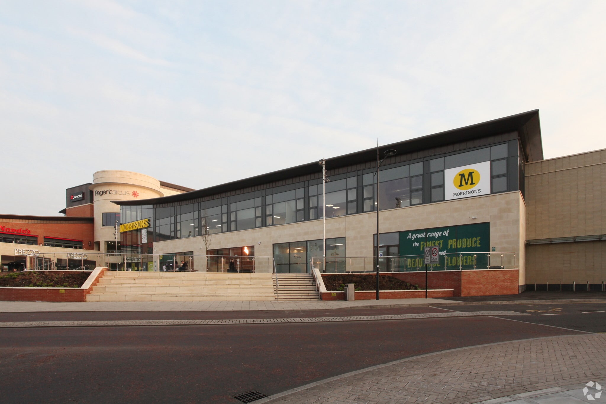 Regent Circ, Swindon en alquiler Foto del edificio- Imagen 1 de 9