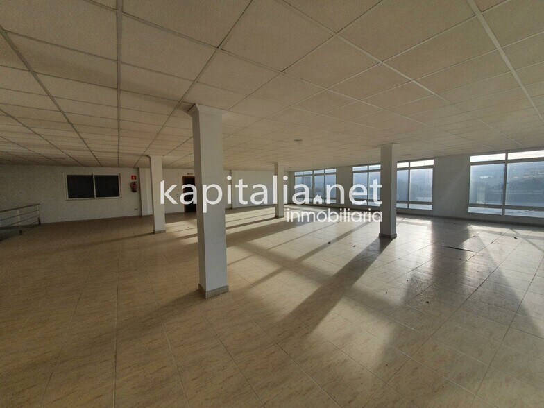 Nave en Montaverner, Valencia en venta - Foto del edificio - Imagen 3 de 8