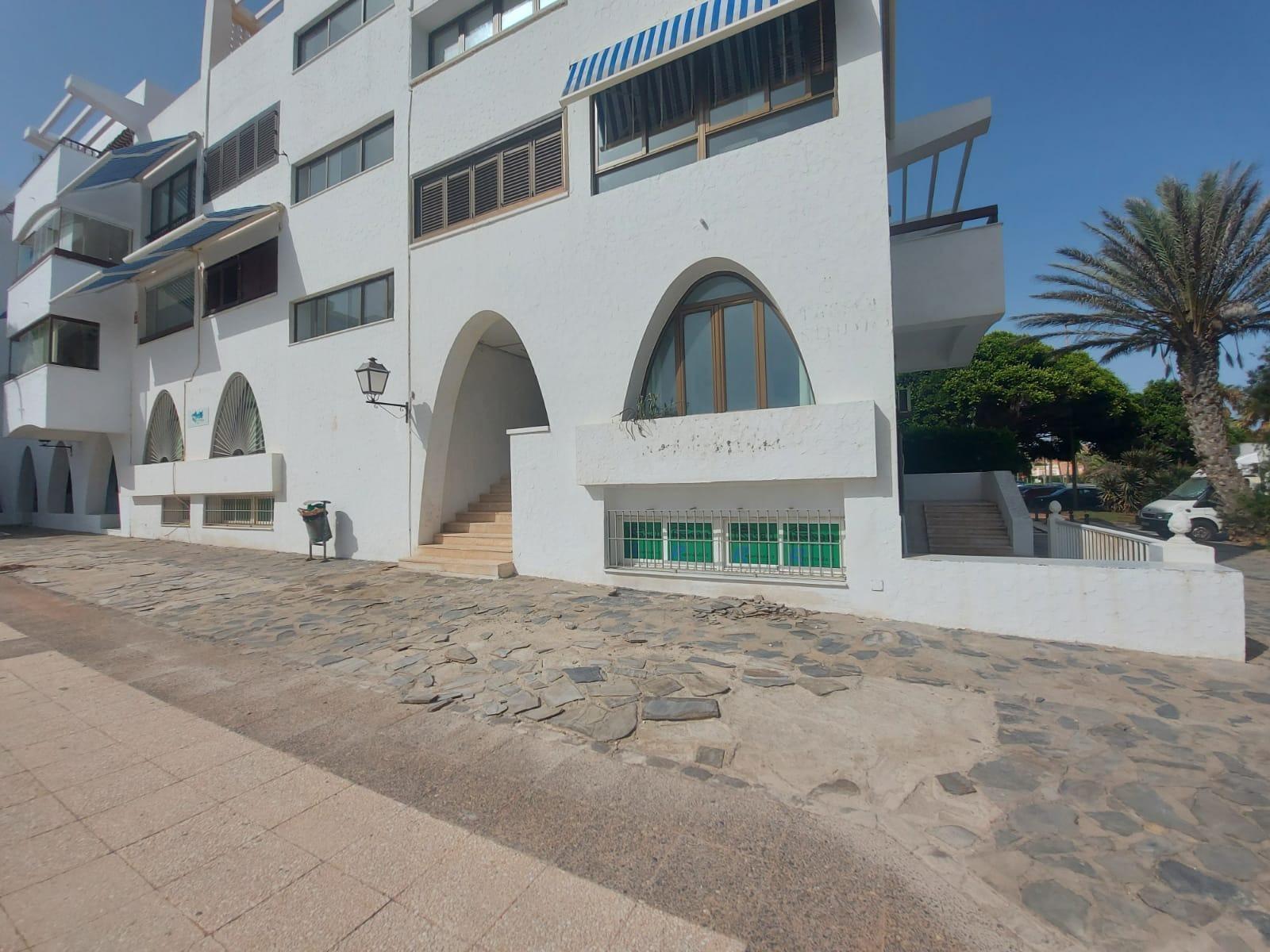 Local en El Ejido, Almería en alquiler Foto del edificio- Imagen 1 de 13