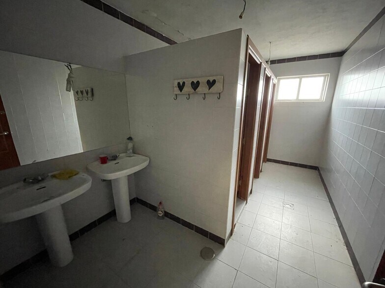 Nave en Cáceres, Cáceres en venta - Foto del edificio - Imagen 3 de 5