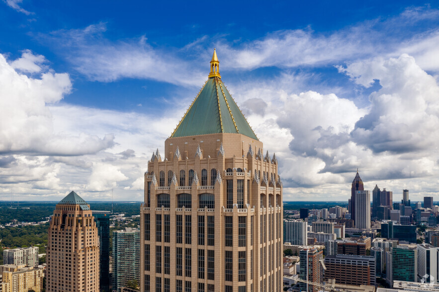 1201 W Peachtree St NW, Atlanta, GA en alquiler - Foto del edificio - Imagen 2 de 20