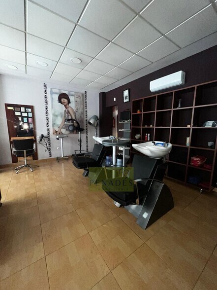 Local en Ontinyent en venta - Foto del edificio - Imagen 2 de 8