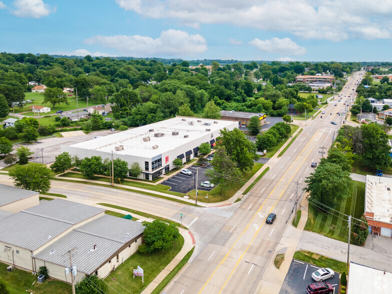 11829-11869 Dorsett Rd, Maryland Heights, MO en alquiler - Foto del edificio - Imagen 2 de 3