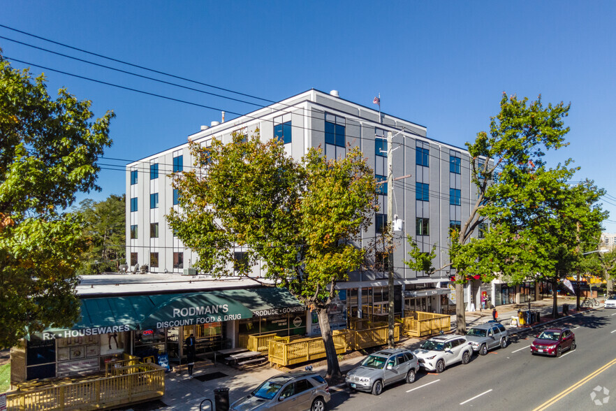 5100 Wisconsin Ave NW, Washington, DC en alquiler - Foto del edificio - Imagen 3 de 6