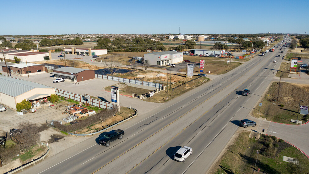 Iron B Crossing Business Center cartera de 3 inmuebles en venta en LoopNet.es - Foto del edificio - Imagen 2 de 30